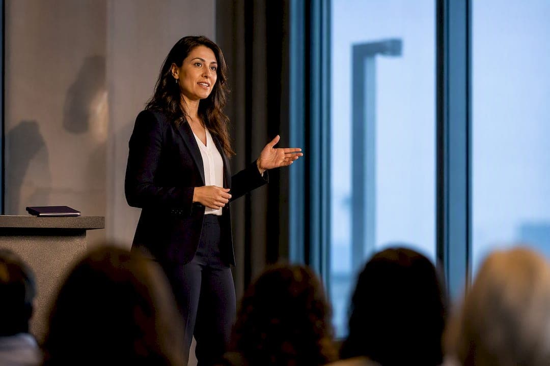 30 Day Practice Pathway to Public Speaking Authority for Women Leaders